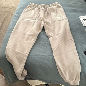 White Fox sweatpants size L
